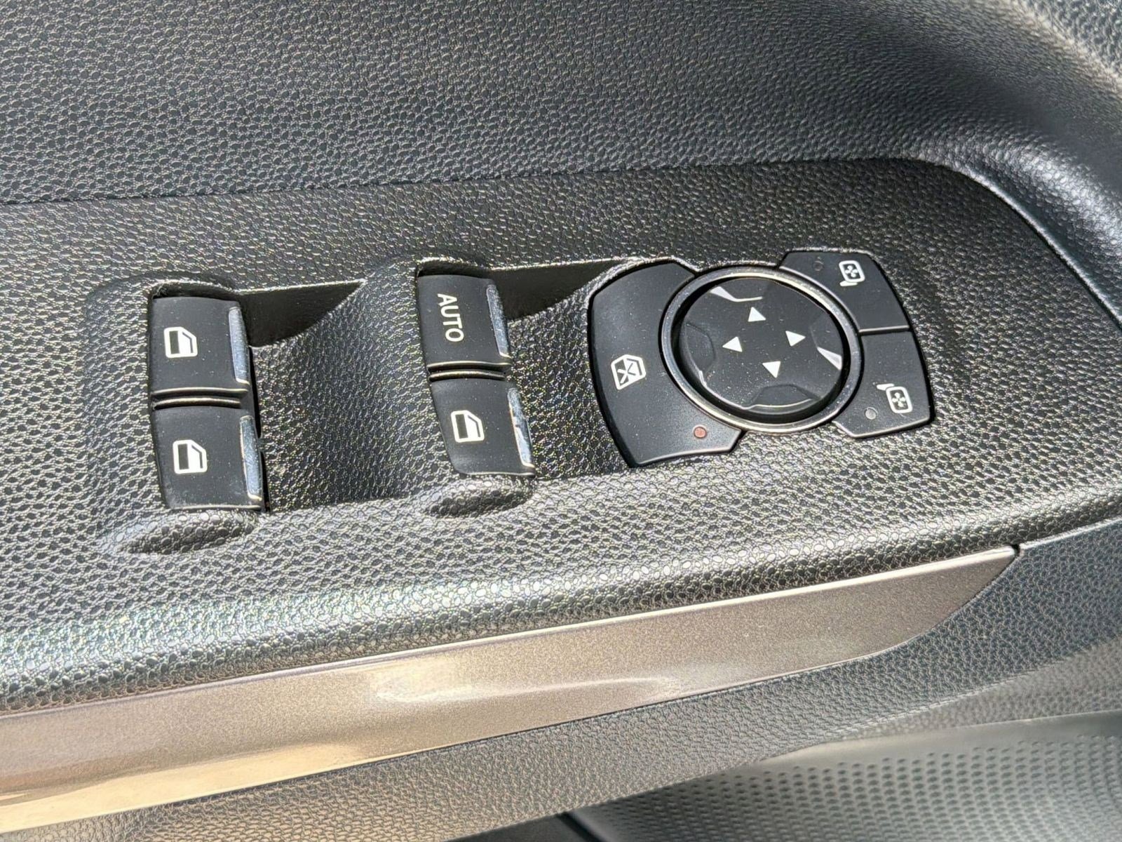 Certified 2021 Ford EcoSport SE w/ SE Convenience Package FWD image 22