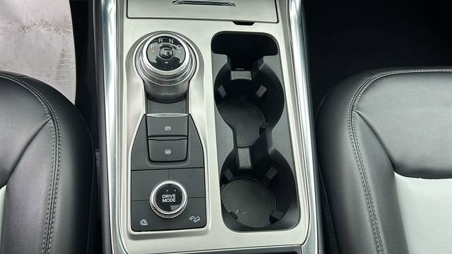 Certified 2022 Ford Explorer XLT w/ Equipment Group 202A image 25