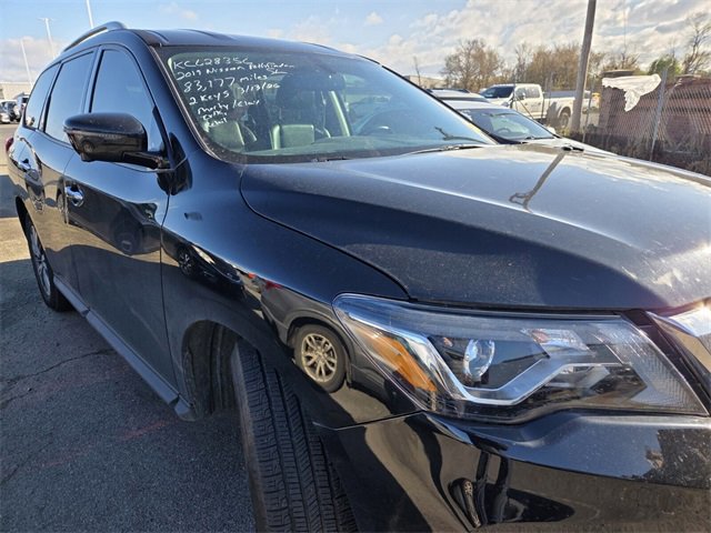 Used 2019 Nissan Pathfinder SL image 6