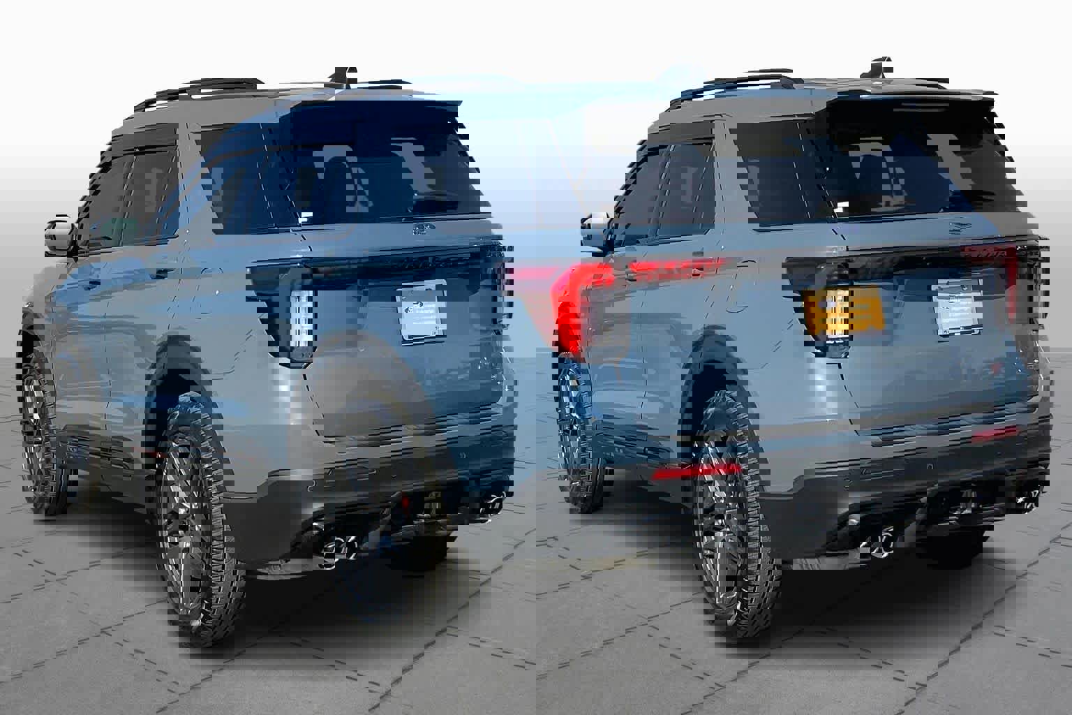 Certified 2025 Ford Explorer ST w/ Sun And Sound Package image 4