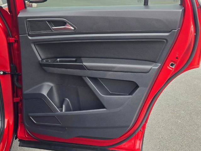 Used 2020 Volkswagen Atlas Cross Sport SE AWD/4WD image 9