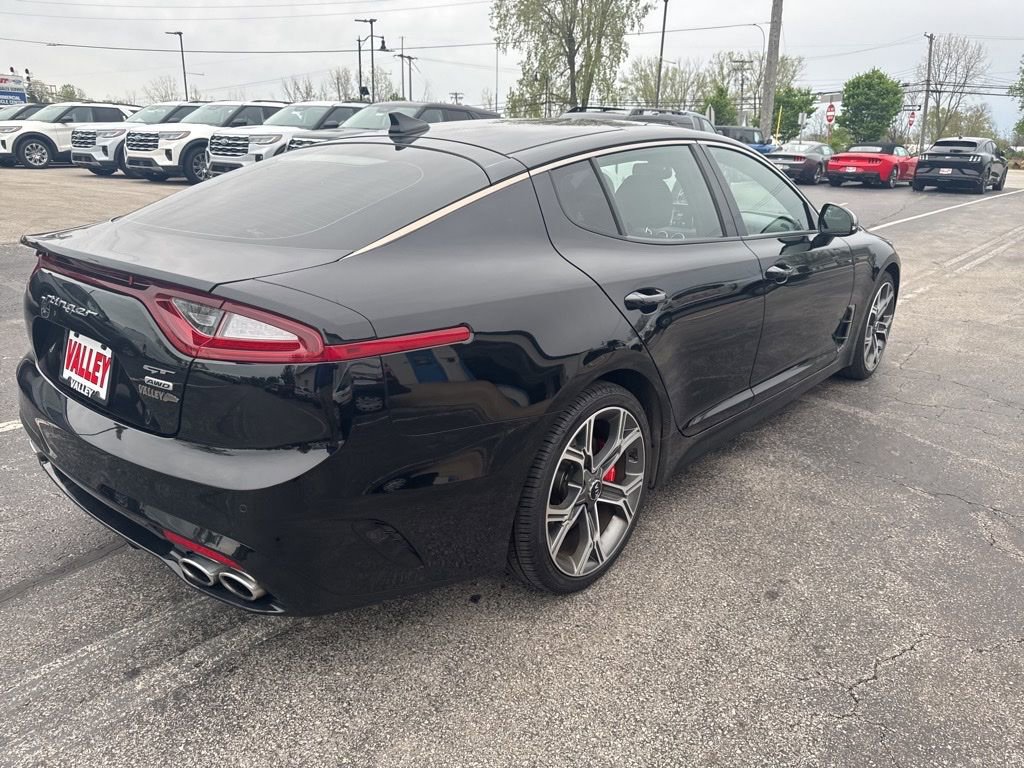 Used 2020 Kia Stinger GT1 AWD/4WD image 3