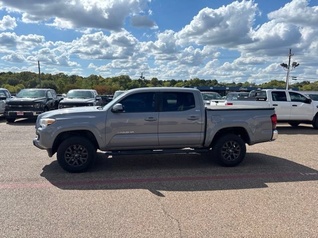 Used 2020 Toyota Tacoma SR5 RWD image 5