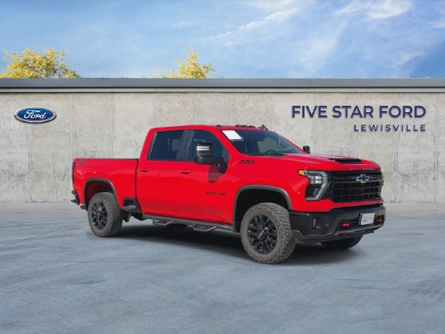 Used 2025 Chevrolet Silverado 2500 LT w/ Trail Boss Package AWD/4WD image 2
