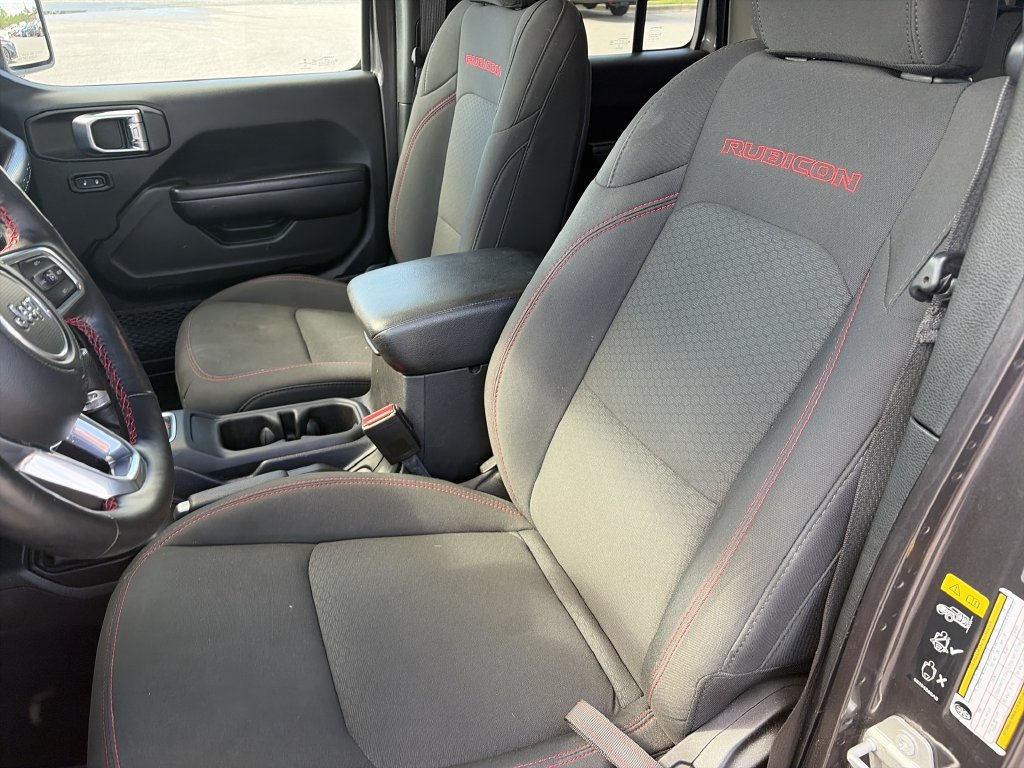 Used 2021 Jeep Wrangler Unlimited Rubicon w/ Cold Weather Group AWD/4WD image 12