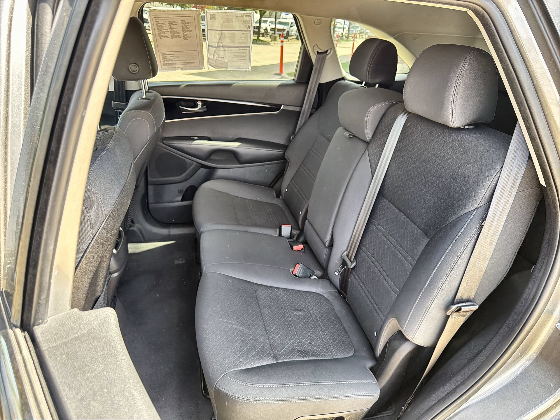 Used 2019 Kia Sorento FWD w/ LX Convenience Package image 21