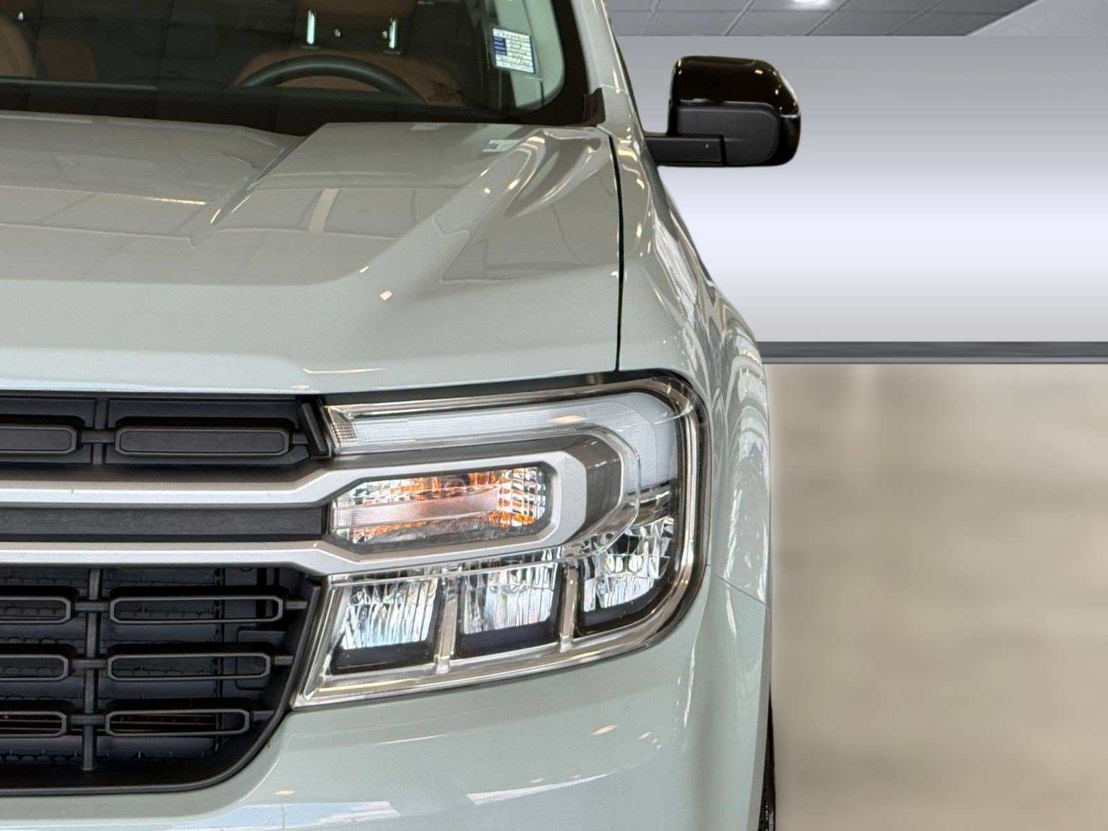 Certified 2024 Ford Maverick Lariat FWD image 12