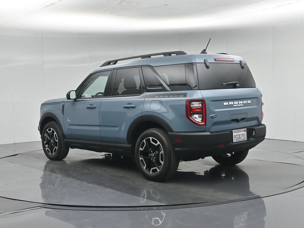 Certified 2023 Ford Bronco Sport Outer Banks w/ Tech Package AWD/4WD image 7