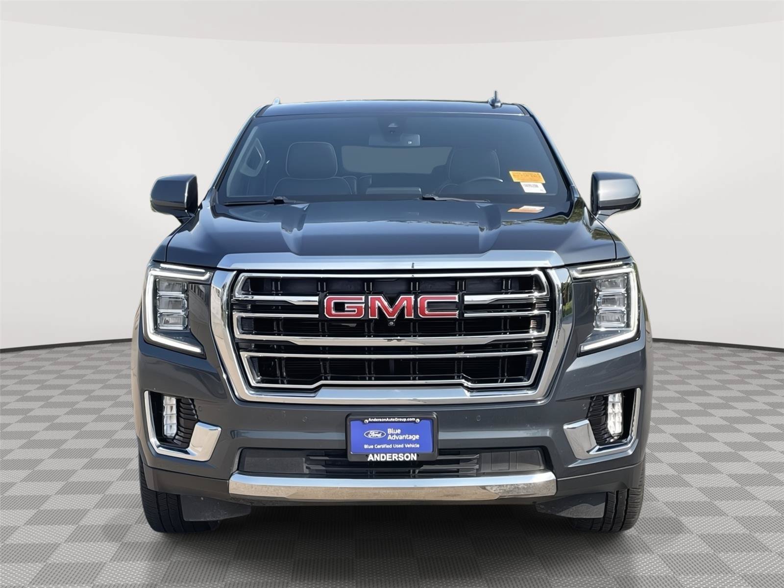 Used 2021 GMC Yukon XL SLT w/ SLT Premium Package AWD/4WD image 4