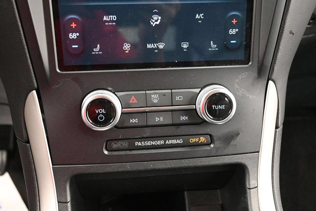 Certified 2024 Ford Edge SEL AWD/4WD image 11