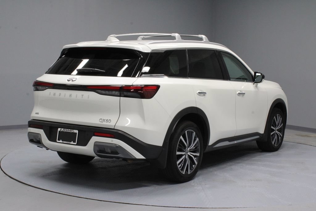 Used 2025 INFINITI QX60 Sensory AWD/4WD image 11