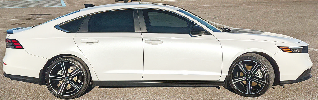 Used 2024 Honda Accord Sport image 2