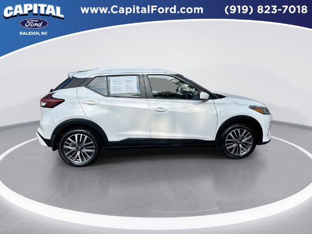 Used 2024 Nissan Kicks SV FWD image 9