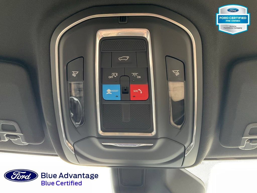 Used 2025 Jeep Grand Cherokee Limited w/ Black Appearance Package AWD/4WD image 15