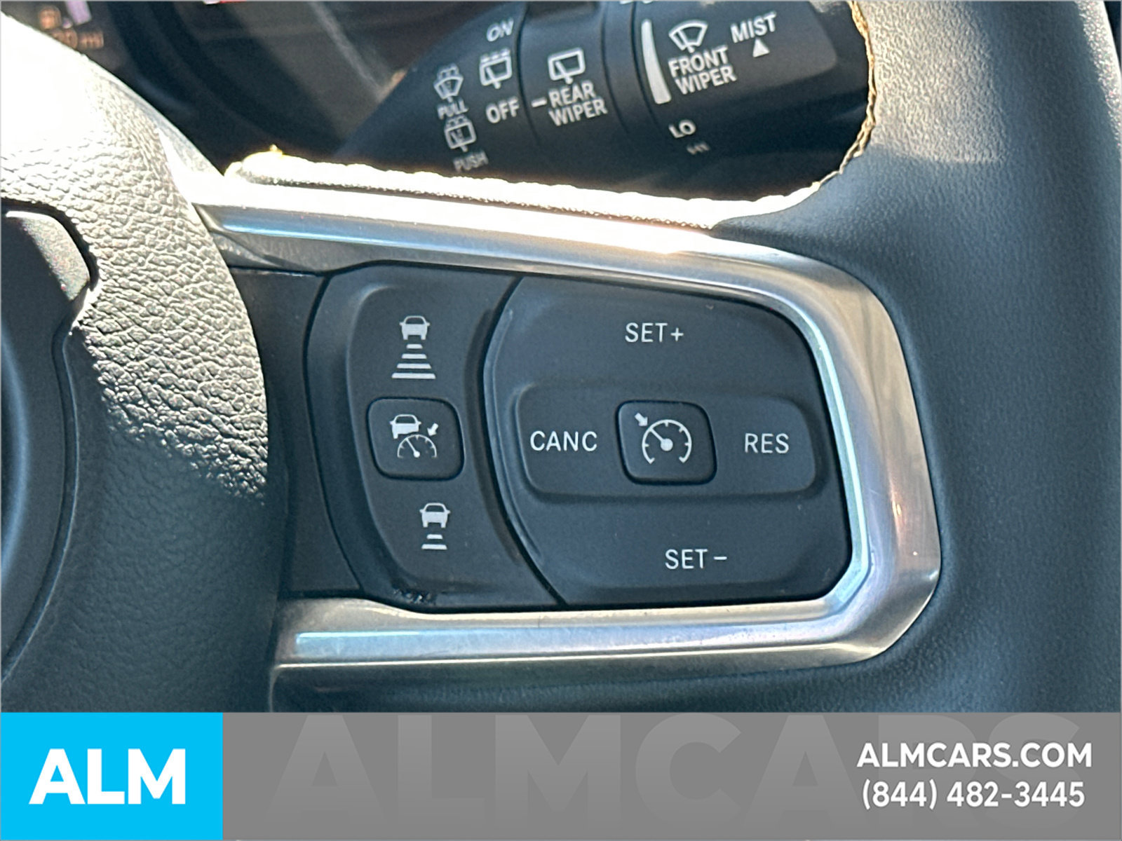 Used 2024 Jeep Wrangler Unlimited Sahara AWD/4WD image 28