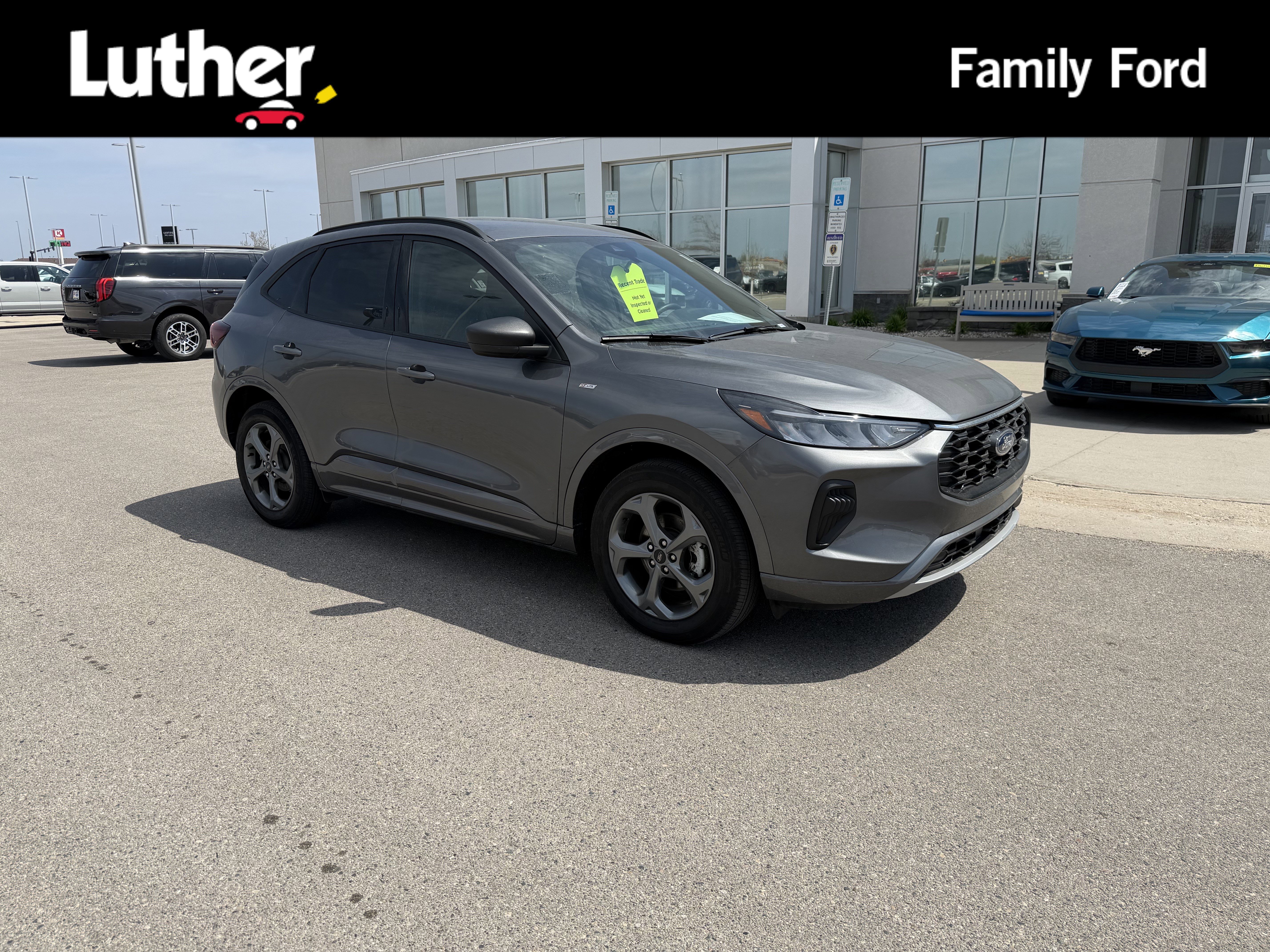 Certified 2023 Ford Escape ST-Line AWD/4WD image 1