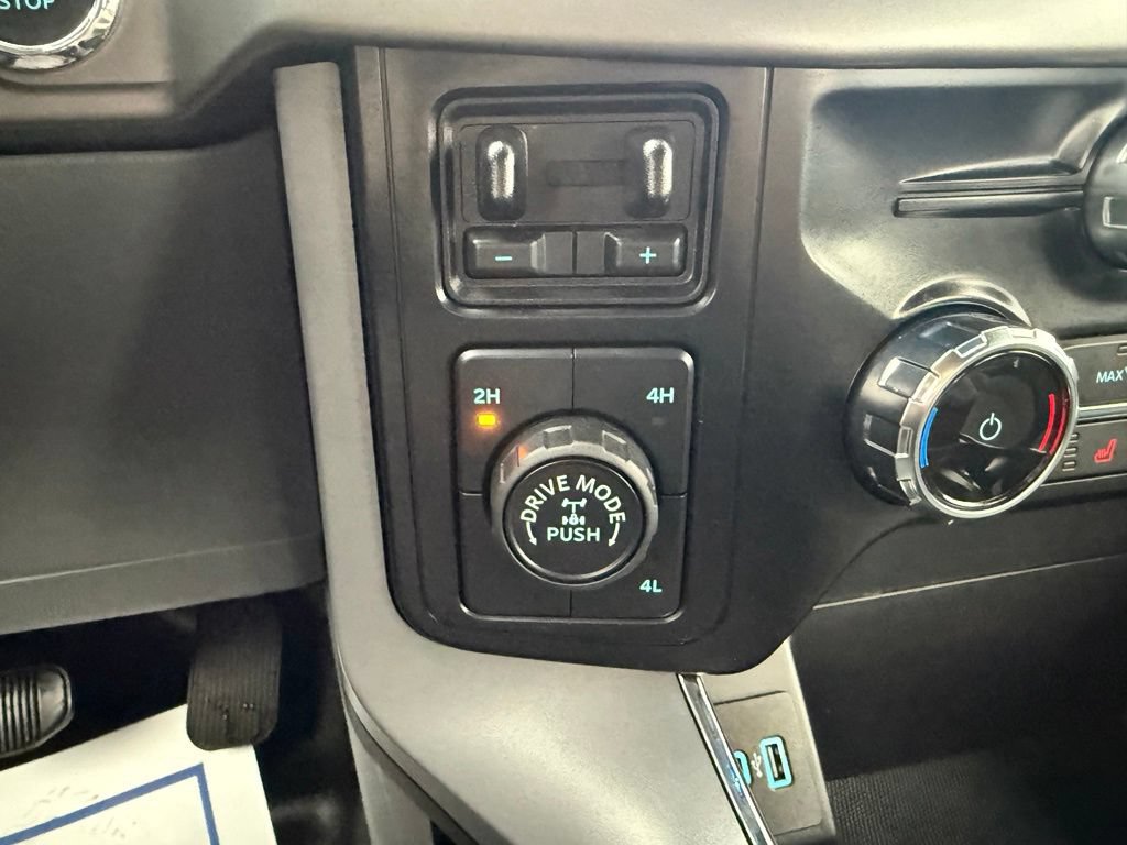 Certified 2024 Ford F150 XLT w/ Equipment Group 302A MID AWD/4WD image 31