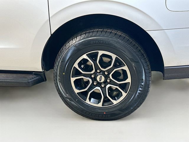 Certified 2024 Ford Expedition Max XLT image 6