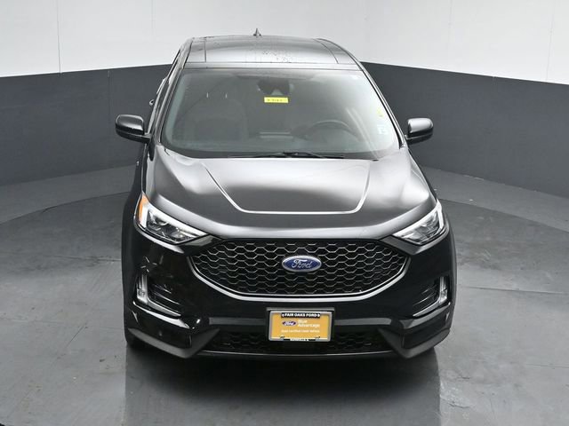 Certified 2021 Ford Edge ST-Line w/ Class II Trailer Tow Package image 24