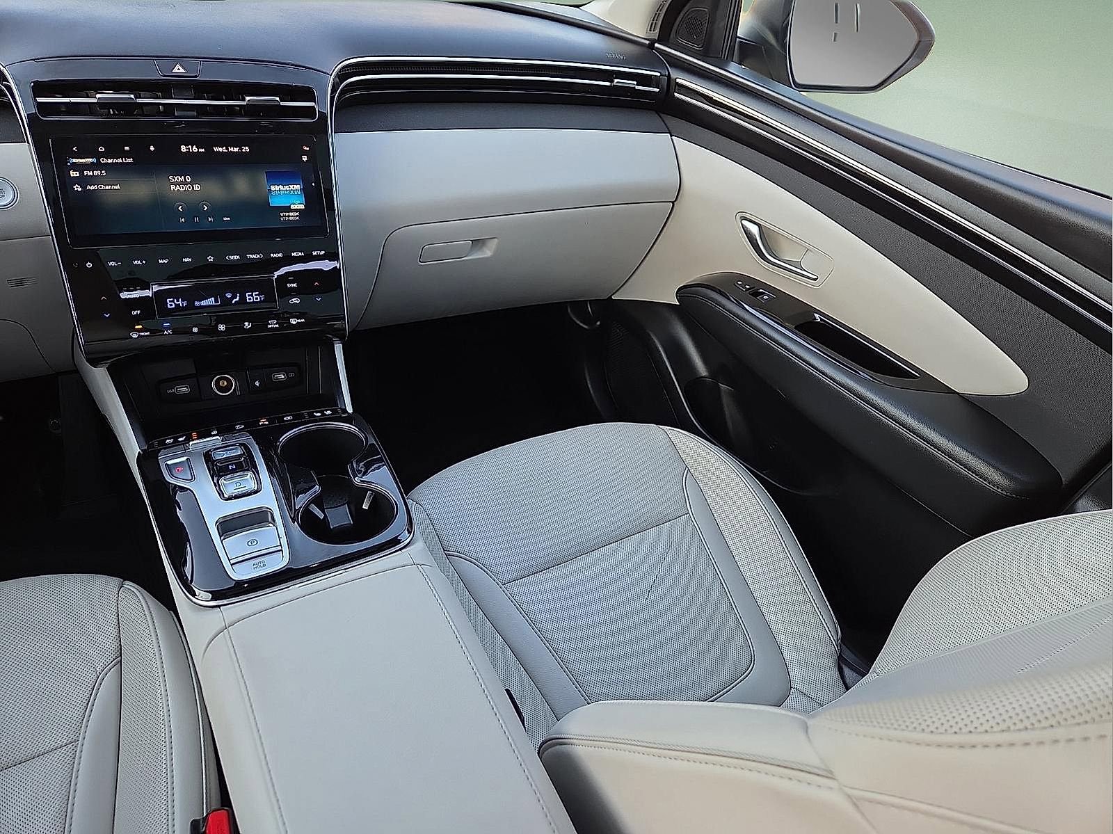 Used 2023 Hyundai Tucson Limited image 12