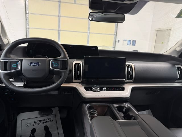 Certified 2025 Ford Expedition Active AWD/4WD image 20