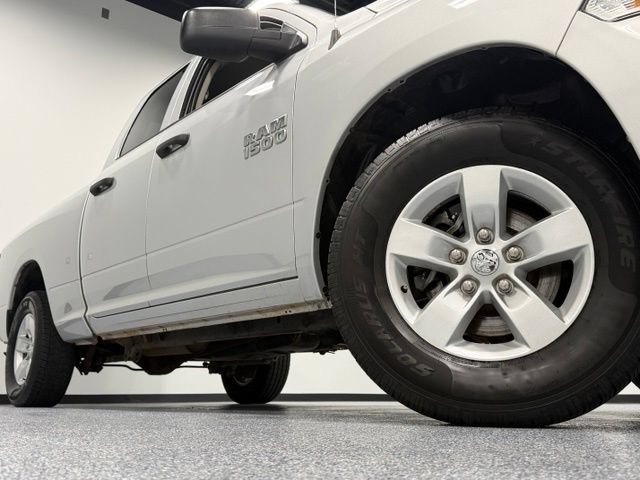 Used 2018 RAM 1500 Express AWD/4WD image 3