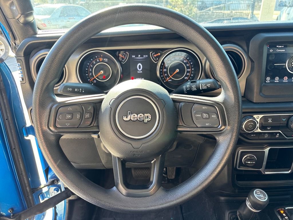 Used 2022 Jeep Wrangler Willys image 14