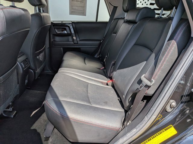 Used 2023 Toyota 4Runner TRD Off-Road Premium w/ Moonroof Package AWD/4WD image 32