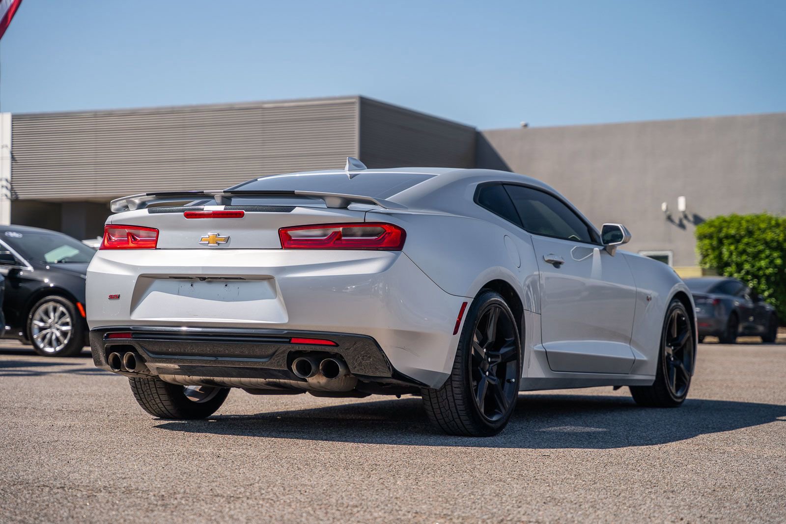 Used 2018 Chevrolet Camaro SS image 8