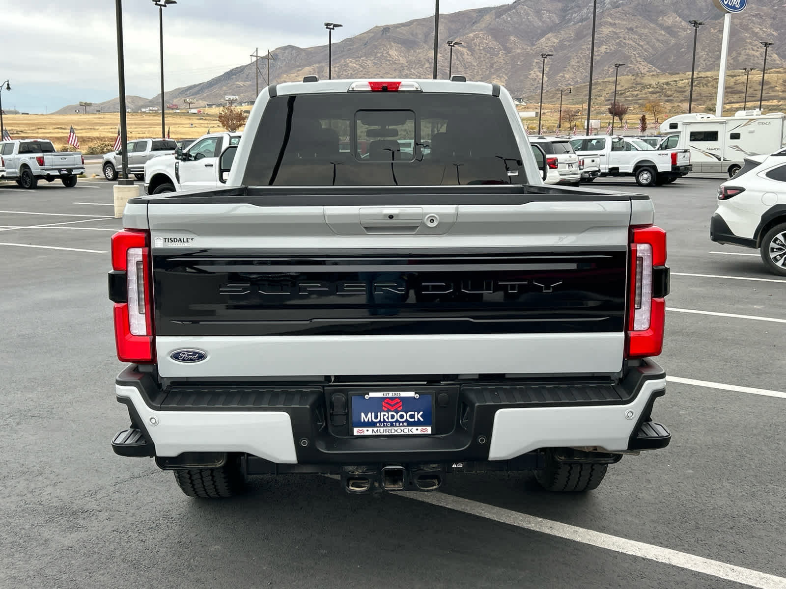 Certified 2025 Ford F350 Platinum w/ FX4 Off-Road Package image 6