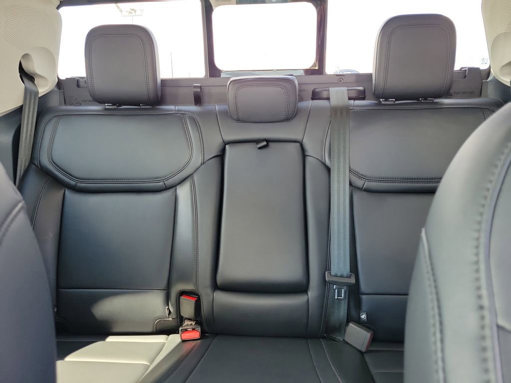 Certified 2024 Ford Maverick Lariat w/ Black Appearance Package image 17