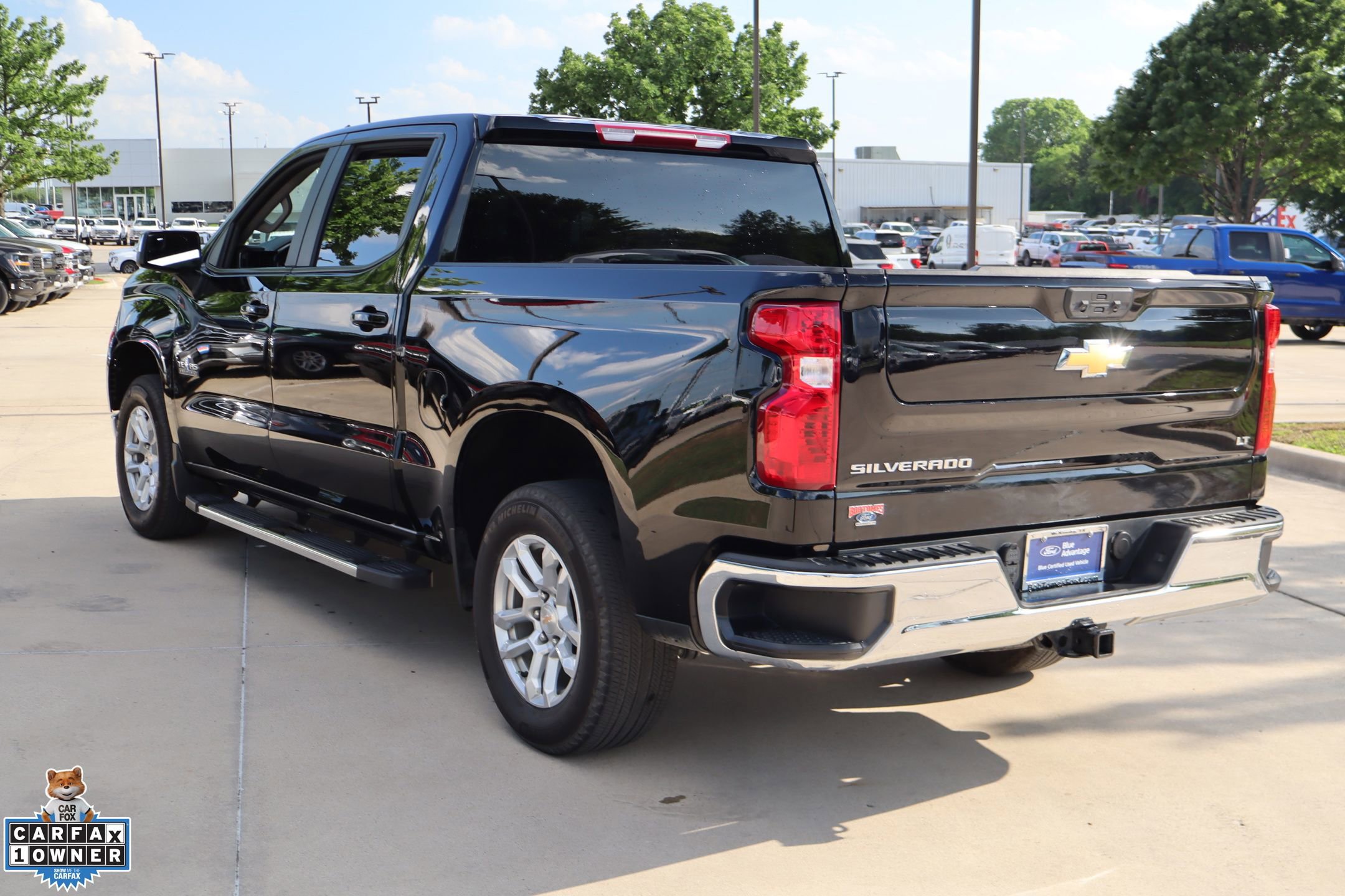 Used 2025 Chevrolet Silverado 1500 LT w/ Protection Package RWD image 6