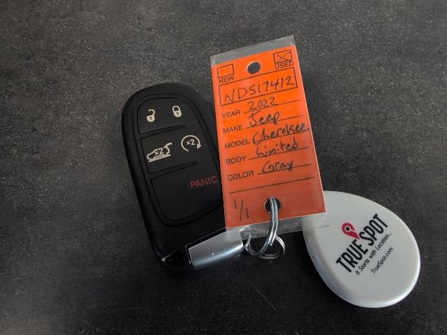 Used 2022 Jeep Cherokee Limited AWD/4WD image 40