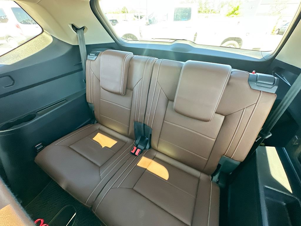 Used 2021 Volkswagen Atlas SE w/ Panoramic Sunroof Package FWD image 4