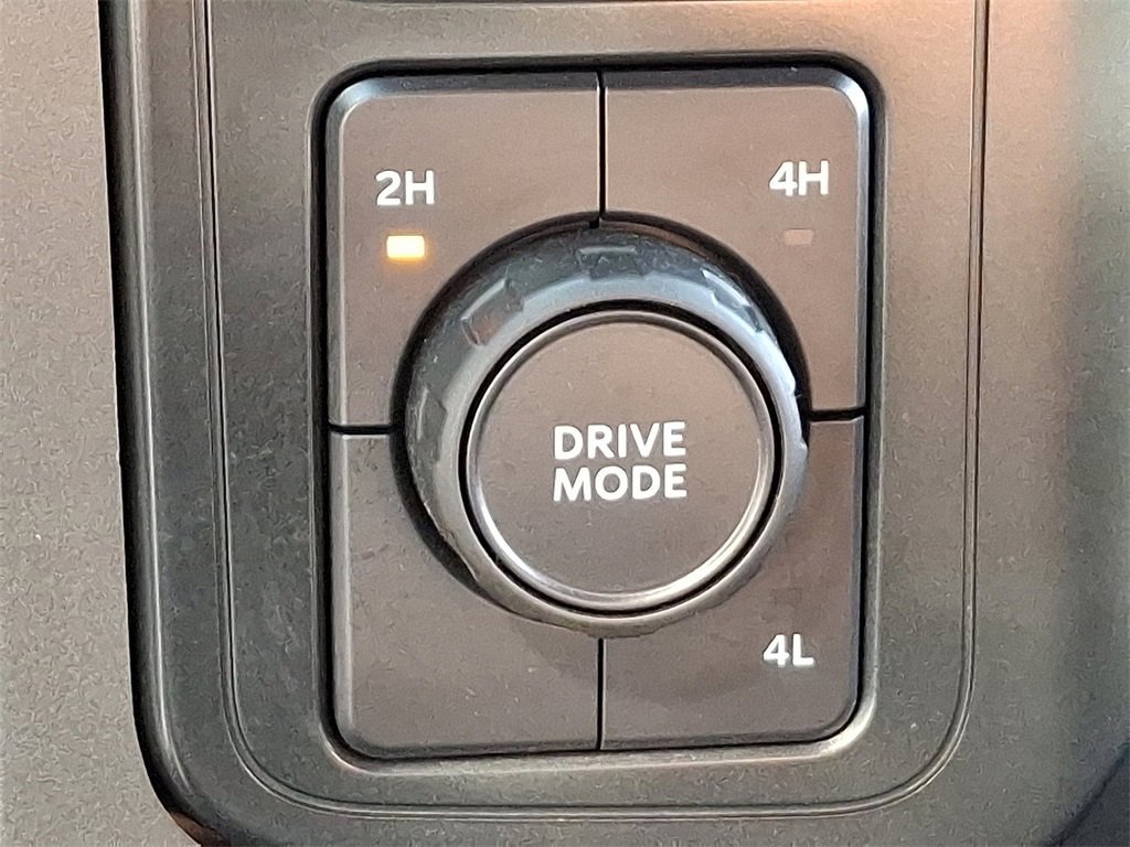 Certified 2024 Ford F150 XLT w/ Equipment Group 302A MID image 26