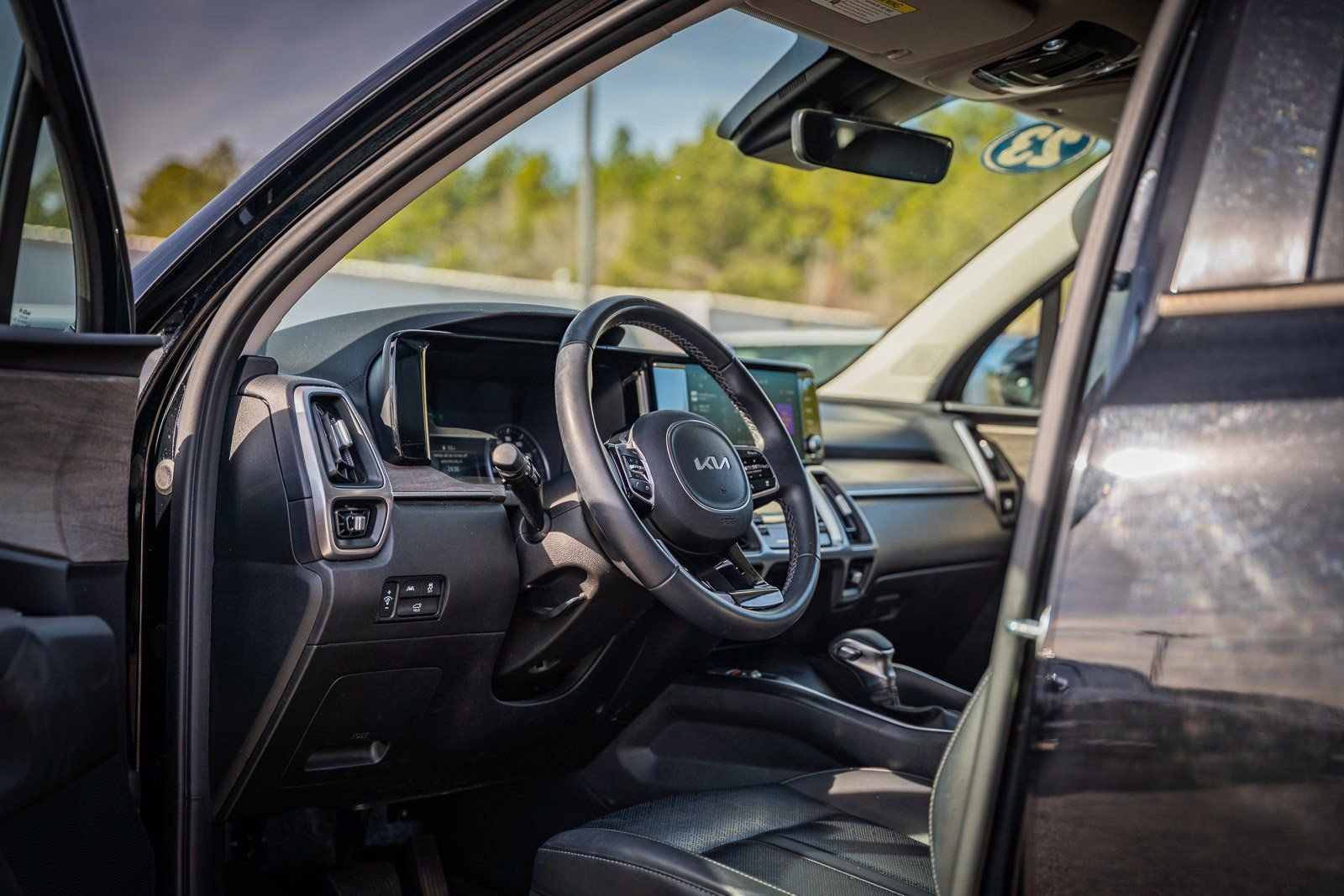 Used 2023 Kia Sorento X-Line EX image 24