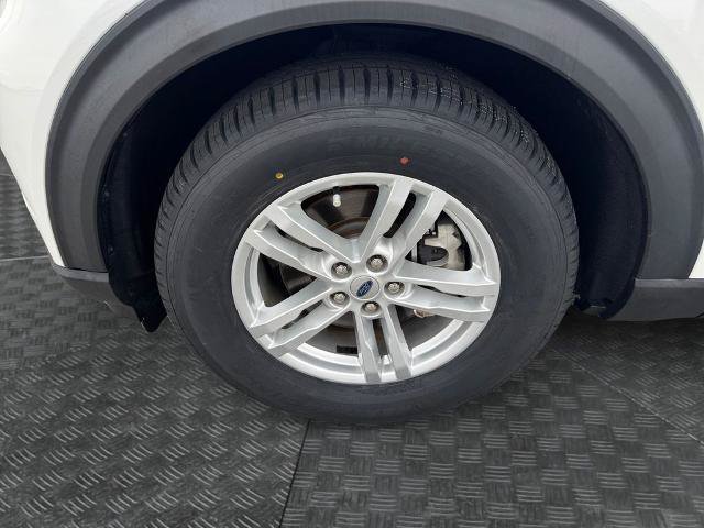 Certified 2023 Ford Explorer XLT w/ Equipment Group 202A RWD image 14