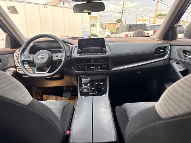 Used 2023 Nissan Rogue SV AWD/4WD image 35