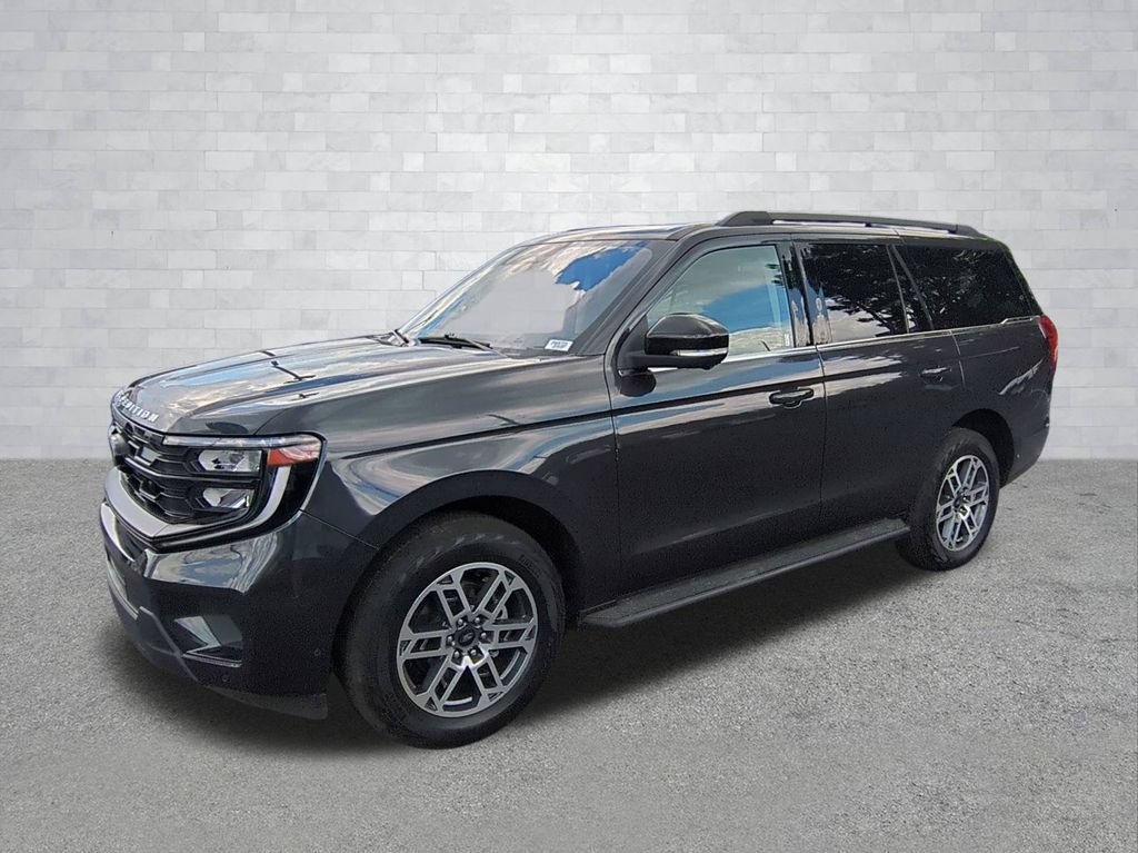 Certified 2025 Ford Expedition Active AWD/4WD image 9