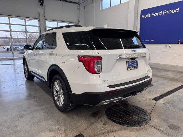 Certified 2023 Ford Explorer XLT w/ Equipment Group 202A AWD/4WD image 5