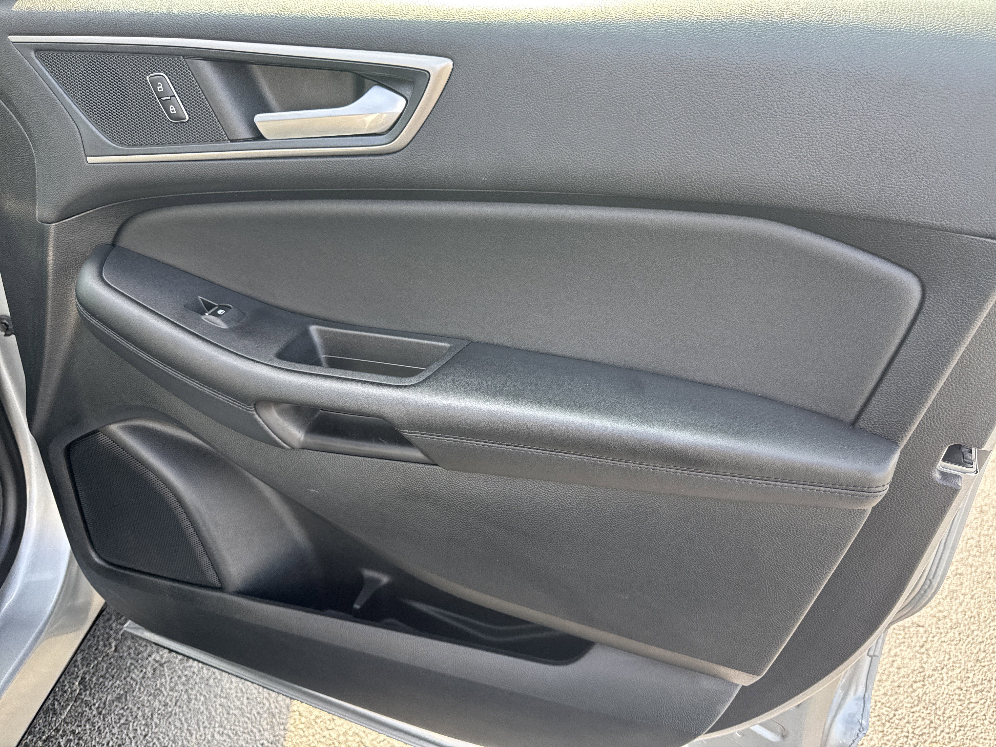 Certified 2024 Ford Edge SEL image 16