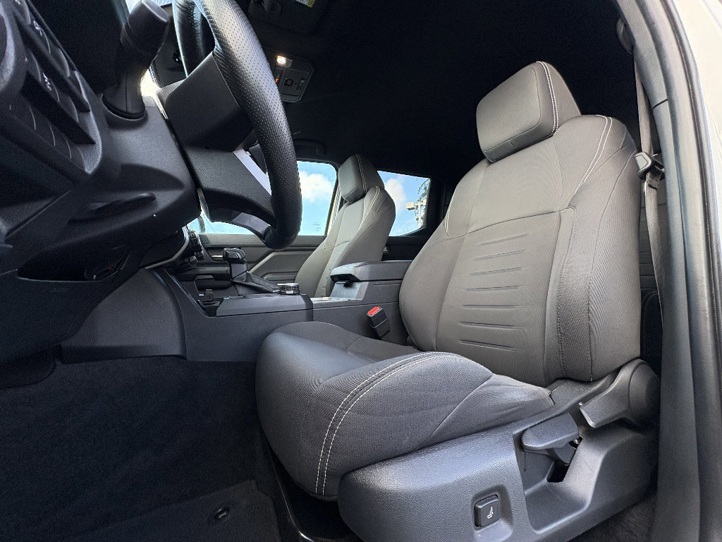 Used 2024 Toyota Tacoma TRD Off-Road AWD/4WD image 18