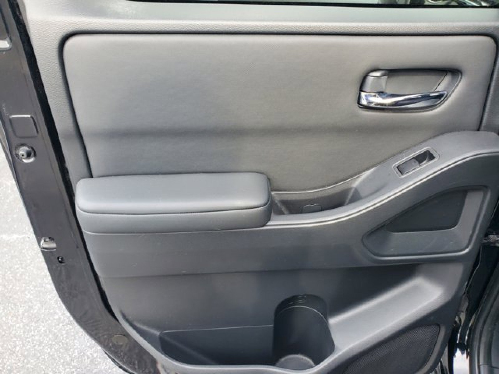 Used 2022 Nissan Frontier SV image 28