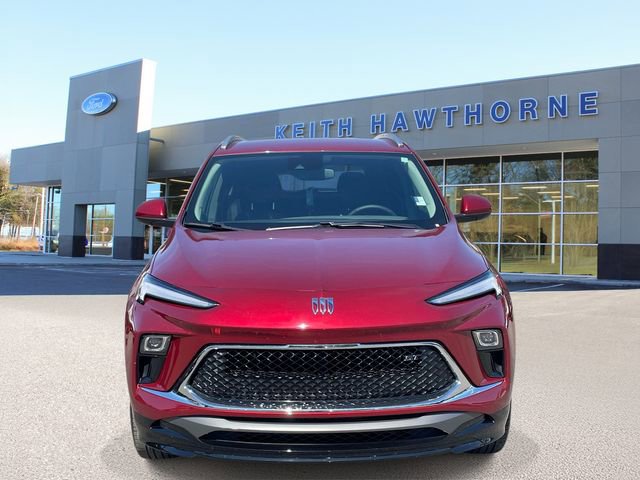 Used 2024 Buick Encore GX Sport Touring w/ Comfort Package image 2