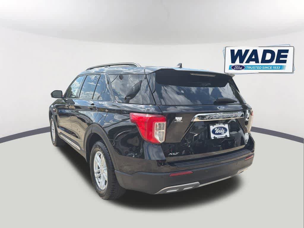 Certified 2023 Ford Explorer XLT w/ Equipment Group 202A AWD/4WD image 7