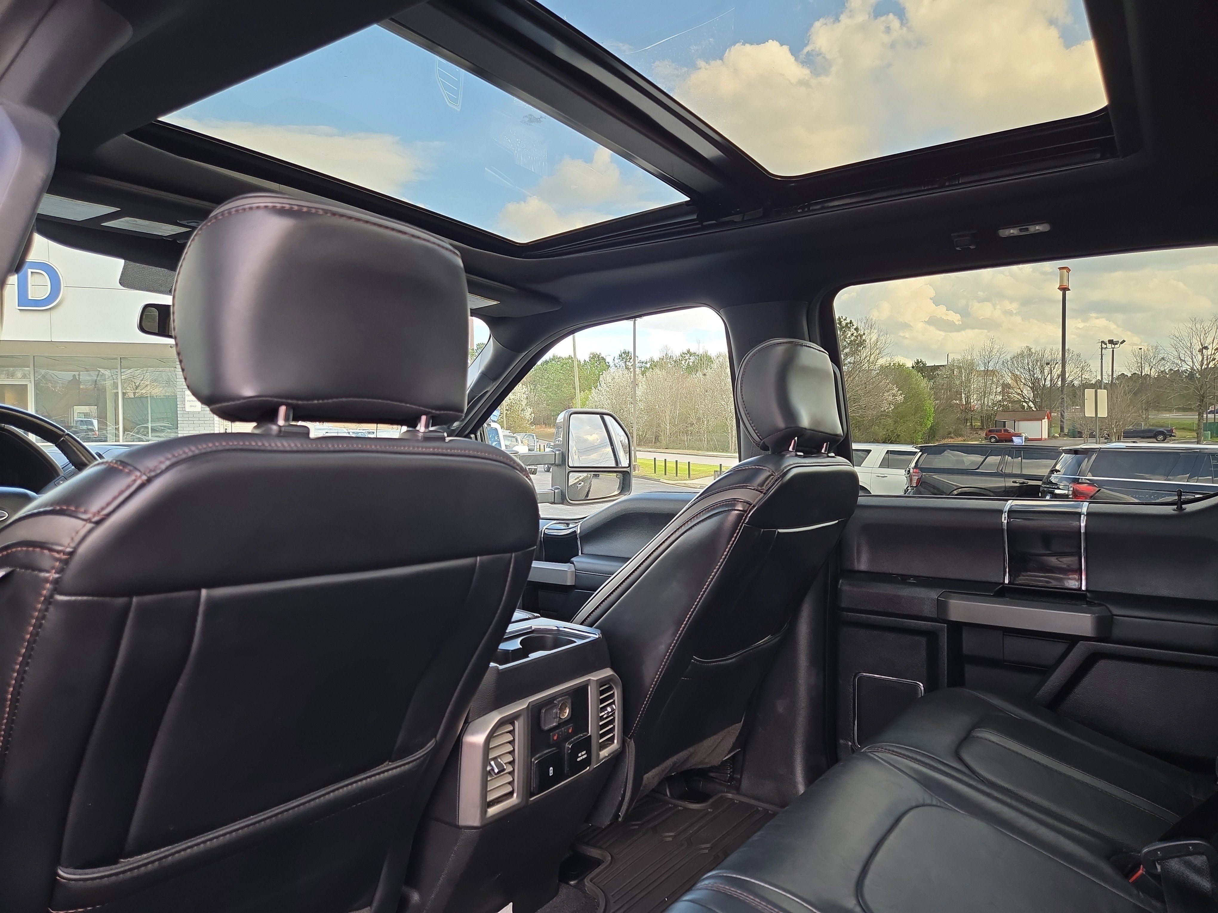 Certified 2020 Ford F250 Platinum w/ Tremor Off-Road Package image 19