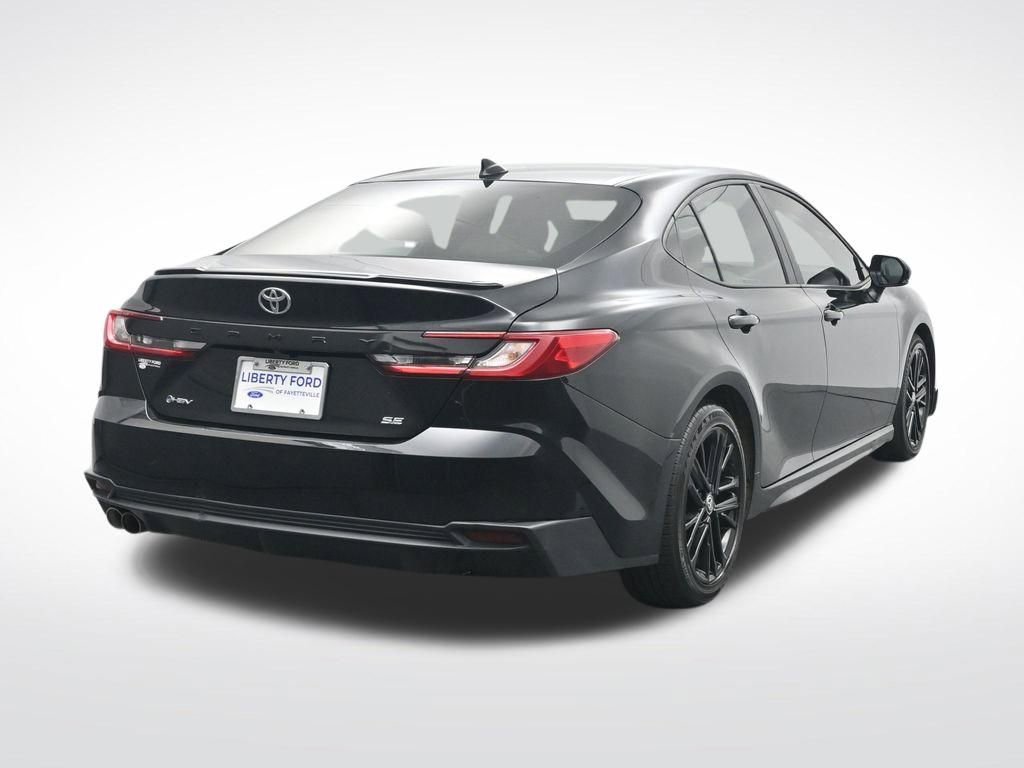 Used 2025 Toyota Camry SE w/ Convenience Package FWD image 7