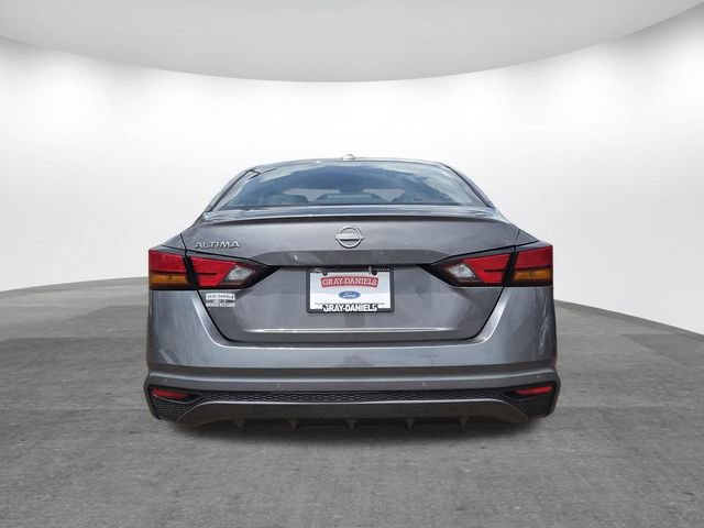 Used 2025 Nissan Altima 2.5 SV FWD image 4