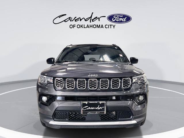 Used 2024 Jeep Compass Limited AWD/4WD image 3
