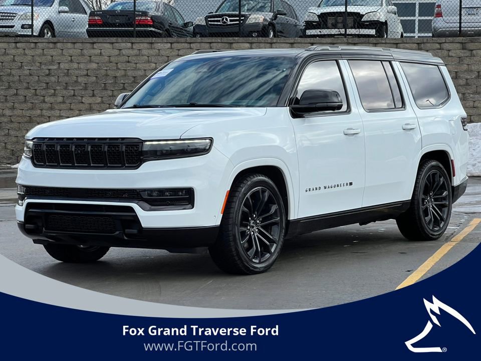 Used 2023 Jeep Grand Wagoneer Series III w/ Rear Seat Video Group 1 image 6